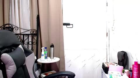 Leah online show from January 14, 12:48 am