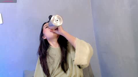 Leah online show from February 1, 8:18 am