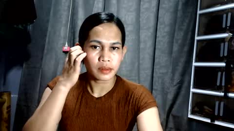 HI IM MONA AND IM YOUR NEXT WIFE online show from July 22, 3:57 pm
