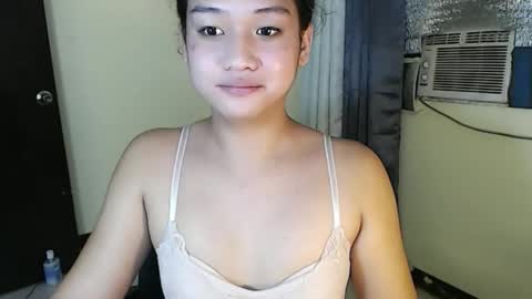 Snapshot of sweet_tenshi chatting on September 17, 7:56 pm Angel online show from September 17, 7:56 pm