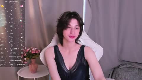 Carolina Lu online show from June 21, 2:37 am