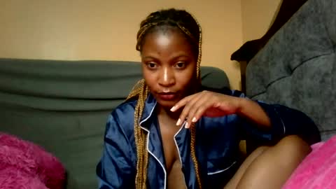 zellate online show from July 18, 9:56 am