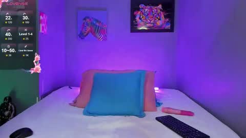 Aliss online show from February 25, 10:52 pm