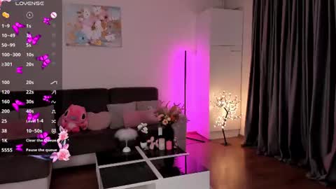 Amelia 3 - Im a naughty girl3 online show from July 27, 7:22 pm