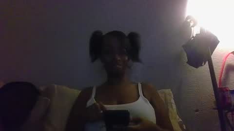 Snapshot of sweetaztea chatting on February 18, 9:21 am sweetaztee online show from February 18, 9:21 am