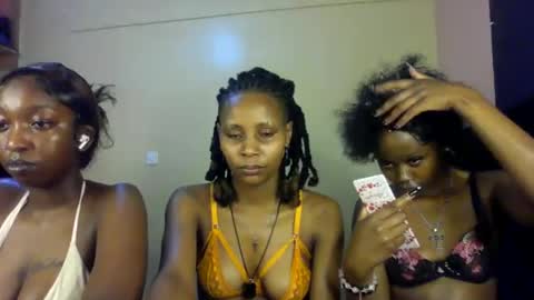 Sweetbaby 30 online show from June 3, 3:17 pm