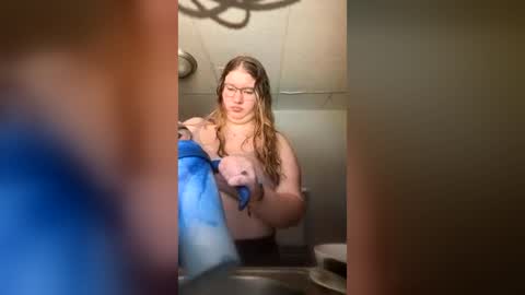sweetbbyblue101 online show from July 27, 6:16 pm