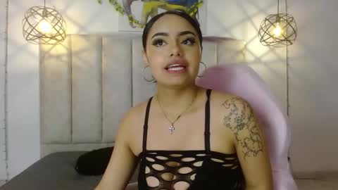 sweetbloomcs online show from May 21, 9:57 pm