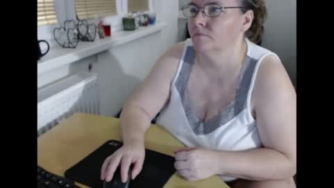 Sweetboobs85h online show from March 2, 8:03 pm