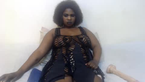 queen online show from July 28, 4:16 pm