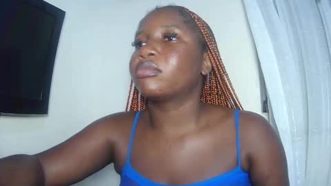 Snapshot of sweetcoochiex chatting on September 22, 12:53 am sweetcoochiex online show from September 22, 12:53 am