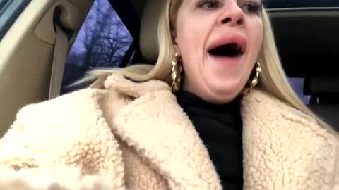Snapshot of sweetdaiana23 chatting on January 3, 8:54 am Daiana Onlyfans - Blonddaiana online show from January 3, 8:54 am