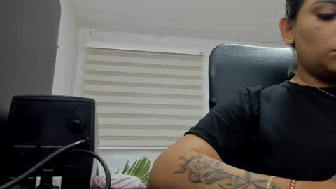 Snapshot of sweetfabianaxl chatting on March 5, 7:17 pm Fabiana online show from March 5, 7:17 pm