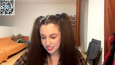 Joanna online show from June 4, 7:18 pm