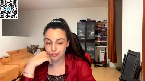 Joanna online show from May 28, 7:45 pm