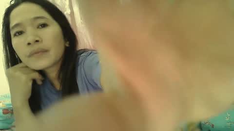 Snapshot of sweetfilipinawet chatting on January 2, 2:13 pm Stacy online show from January 2, 2:13 pm