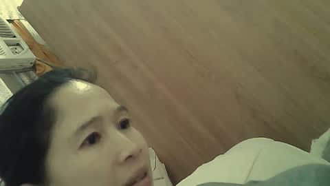 Snapshot of sweetfilipinawet chatting on October 18, 2:31 pm Stacy online show from October 18, 2:31 pm