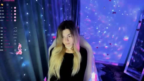 sweetfoyou online show from November 6, 7:25 am