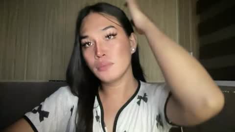 sweetgirl_rhainexxx online show from June 30, 3:11 pm