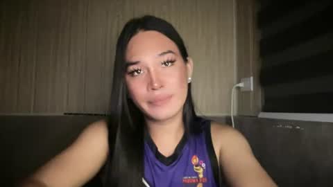 sweetgirl_rhainexxx online show from July 1, 3:22 pm