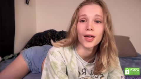 Snapshot of sweetgracee chatting on September 14, 2:31 am sweetgracee online show from September 14, 2:31 am