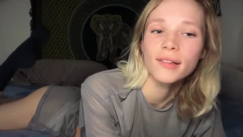 Snapshot of sweetgracee chatting on January 4, 7:13 am sweetgracee online show from January 4, 7:13 am