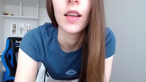 Emma  online show from July 22, 8:59 am