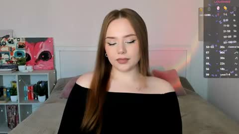 Hannah online show from July 12, 3:24 pm