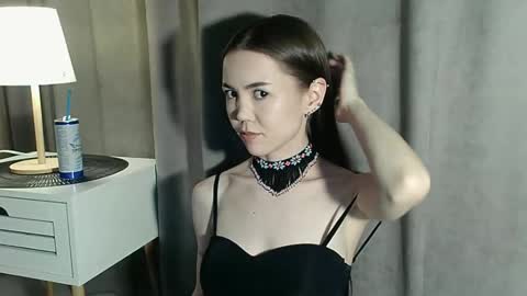 sweetieee_kira online show from December 13, 9:54 pm