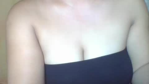 sweetiepinay30 online show from February 26, 9:47 pm