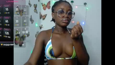 zuri online show from June 10, 1:05 am