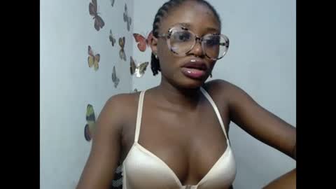 zuri online show from July 17, 11:08 pm