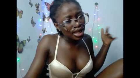 zuri online show from June 16, 11:06 pm