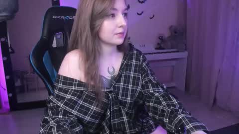 Lala online show from October 21, 9:08 pm