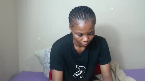 Snapshot of sweetlipss_ chatting on September 9, 5:02 pm sweetlipss_ online show from September 9, 5:02 pm