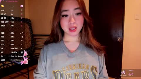 Zoe online show from June 4, 4:22 pm