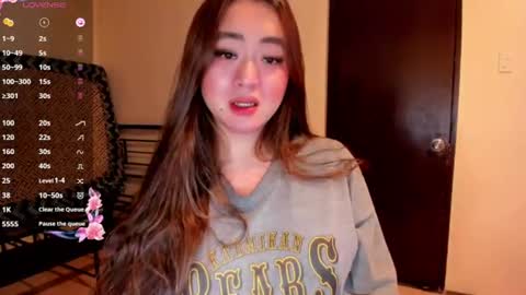 Zoe online show from June 11, 4:48 pm