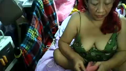 sweetmature_69 online show from June 17, 1:45 pm