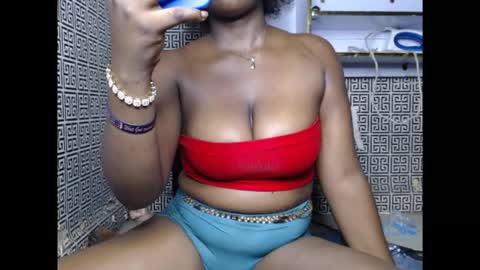 Snapshot of sweetnectarx chatting on October 7, 12:37 am sweetnectarx online show from October 7, 12:37 am