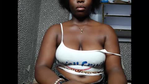 Snapshot of sweetnectarx chatting on October 6, 12:27 am sweetnectarx online show from October 6, 12:27 am