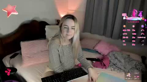 Sweetnina online show from June 25, 10:00 pm