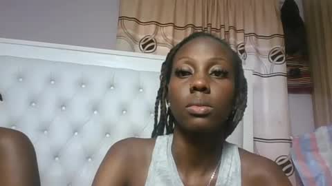 Novah girlie online show from July 3, 3:07 pm