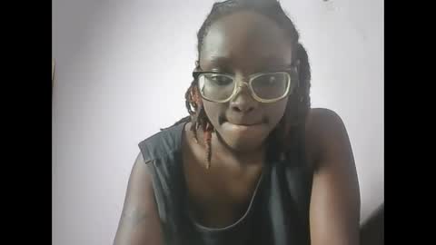 Novah girlie online show from May 15, 9:06 pm