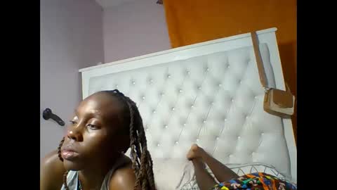 Novah girlie online show from June 8, 1:28 am