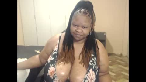 sweetnoziexxx online show from June 9, 5:40 am