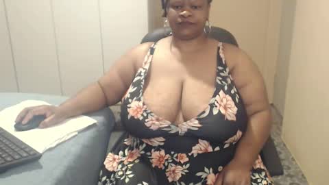 Snapshot of sweetnoziexxx chatting on September 10, 5:29 am sweetnoziexxx online show from September 10, 5:29 am