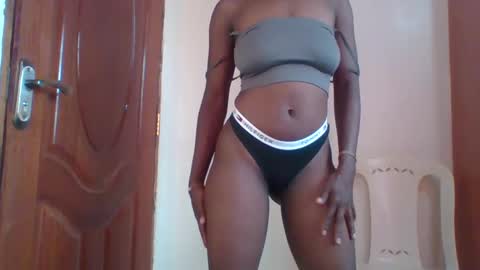 sweetpasion2 online show from March 7, 10:24 am