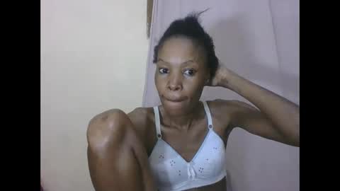 ESTHER online show from June 4, 1:33 am
