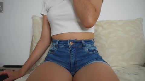 Snapshot of sweetpussyhot_ chatting on February 15, 8:12 pm Hello Welcome Im here from WEDNESDAY to SUNDAY 430am to  830am and 3  to 7  timeMONDAY and TUESDAY i rest online show from February 15, 8:12 pm