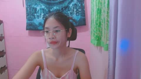 Mia online show from July 5, 5:24 am